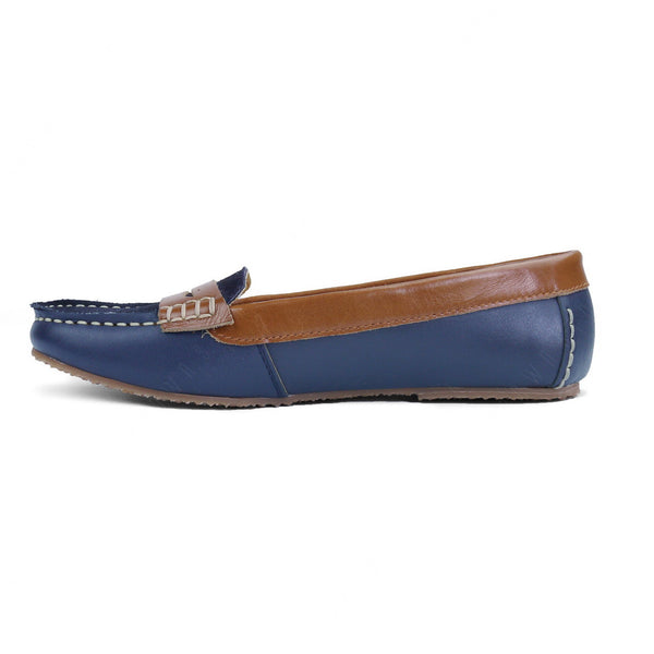 Suede Flip Leather Moccasin Bicolor Navy Beige - Assembly Artisans Co.,Ltd.