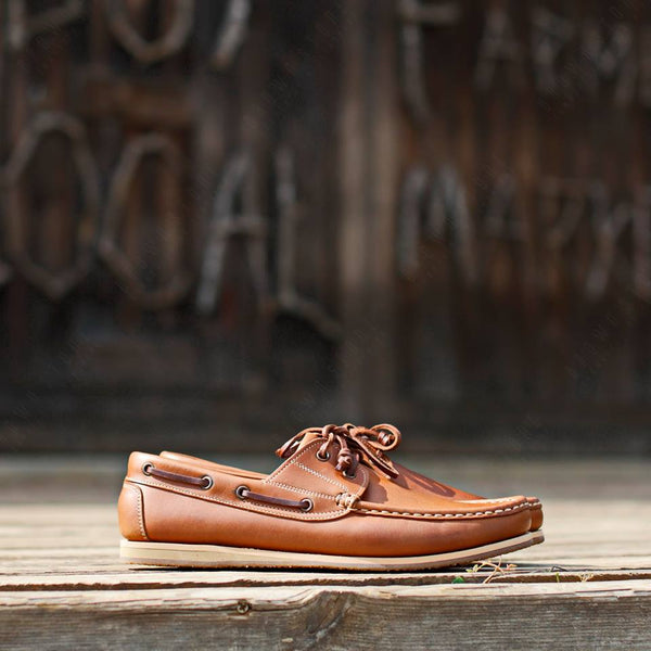 The Punter's Boat Shoes - Oil Leather Toffee Tan - Assembly Artisans Co.,Ltd.