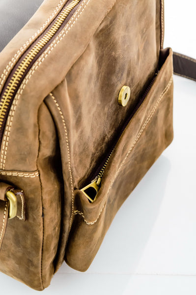 Brown Stone Messenger Leather Bag Twenty Six Square - Oil Nubuck - Assembly Artisans Co.,Ltd.