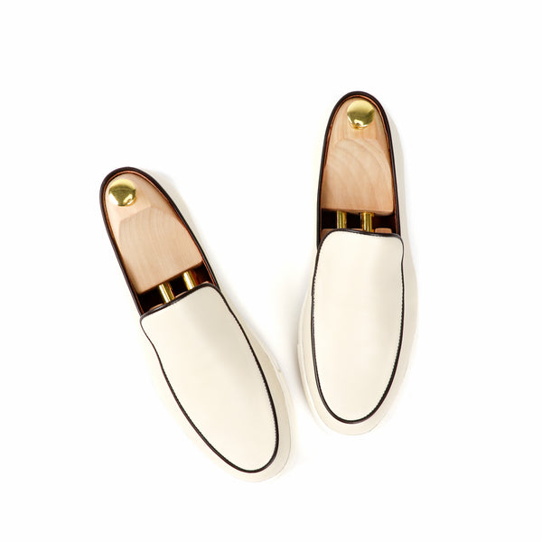 Bruges Belgian Slip On Off White - Assembly Artisans Co.,Ltd.