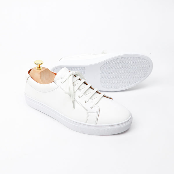 Silhouette Sneaker White
