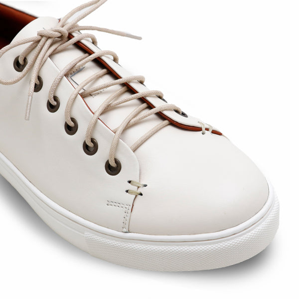 Tom’s Tender Leather Sneaker Off White - Assembly Artisans Co.,Ltd.